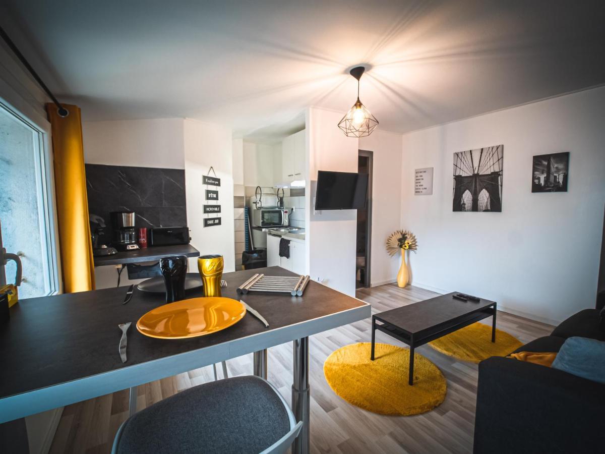 Le P'Tit Jeanne D'Arc Logements Insolites Nancy Buitenkant foto